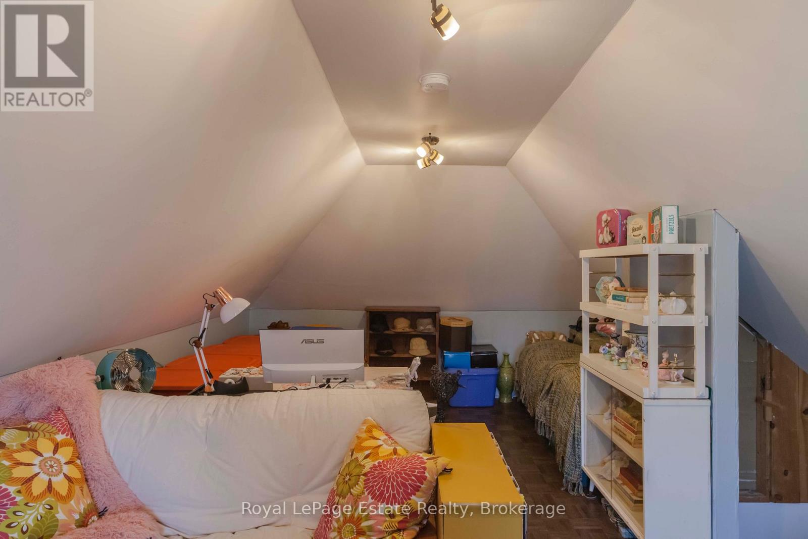 333 12th Street E, Owen Sound, Ontario  N4K 1W1 - Photo 32 - X12361610