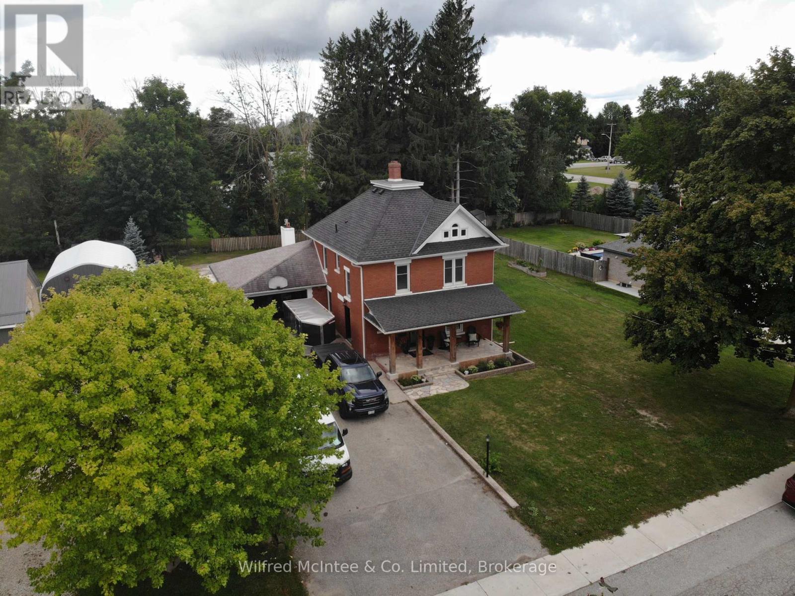 27 William Street N, Minto, Ontario  N0G 1M0 - Photo 39 - X12363105