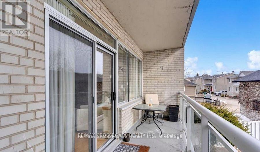 209 - 1 Mowat Avenue, Kingston, Ontario  K7M 1J8 - Photo 13 - X12362969