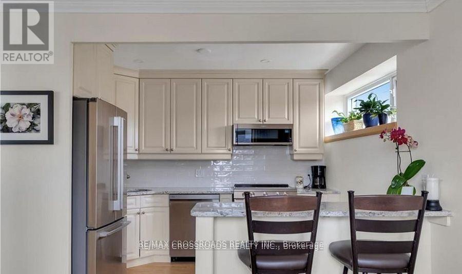 209 - 1 Mowat Avenue, Kingston, Ontario  K7M 1J8 - Photo 21 - X12362969