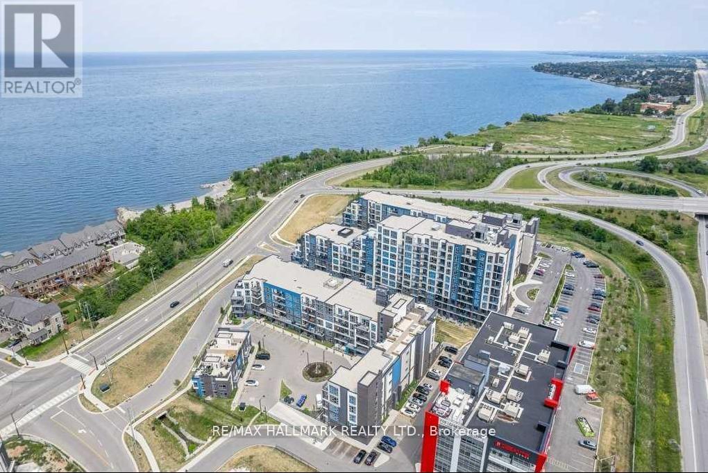 409 - 10 Concord Place, Grimsby, Ontario  L3M 0G6 - Photo 1 - X12362977