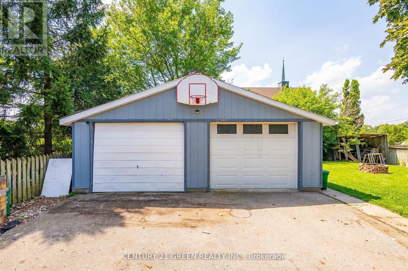 50 Elgin Street S, Cambridge, Ontario  N1R 5G5 - Photo 8 - X12362993