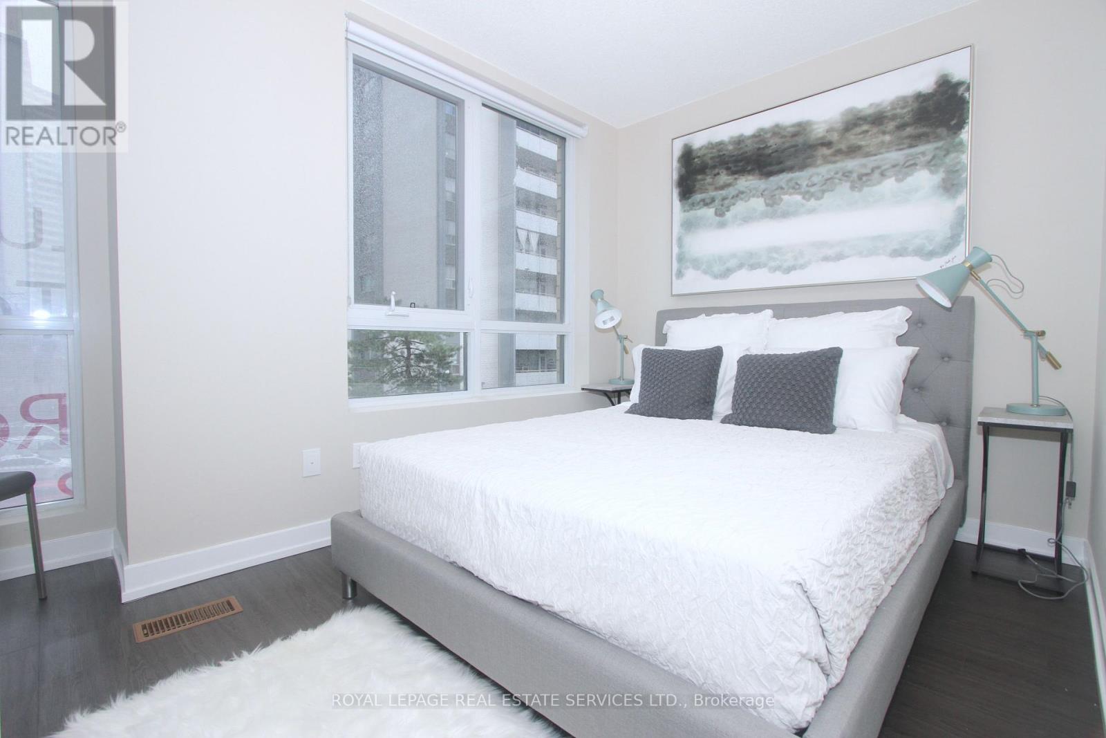 284 Bleecker Street, Toronto, Ontario  M4X 1K7 - Photo 10 - C12363116