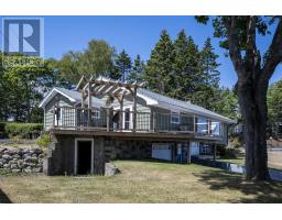 2262 Highway 332