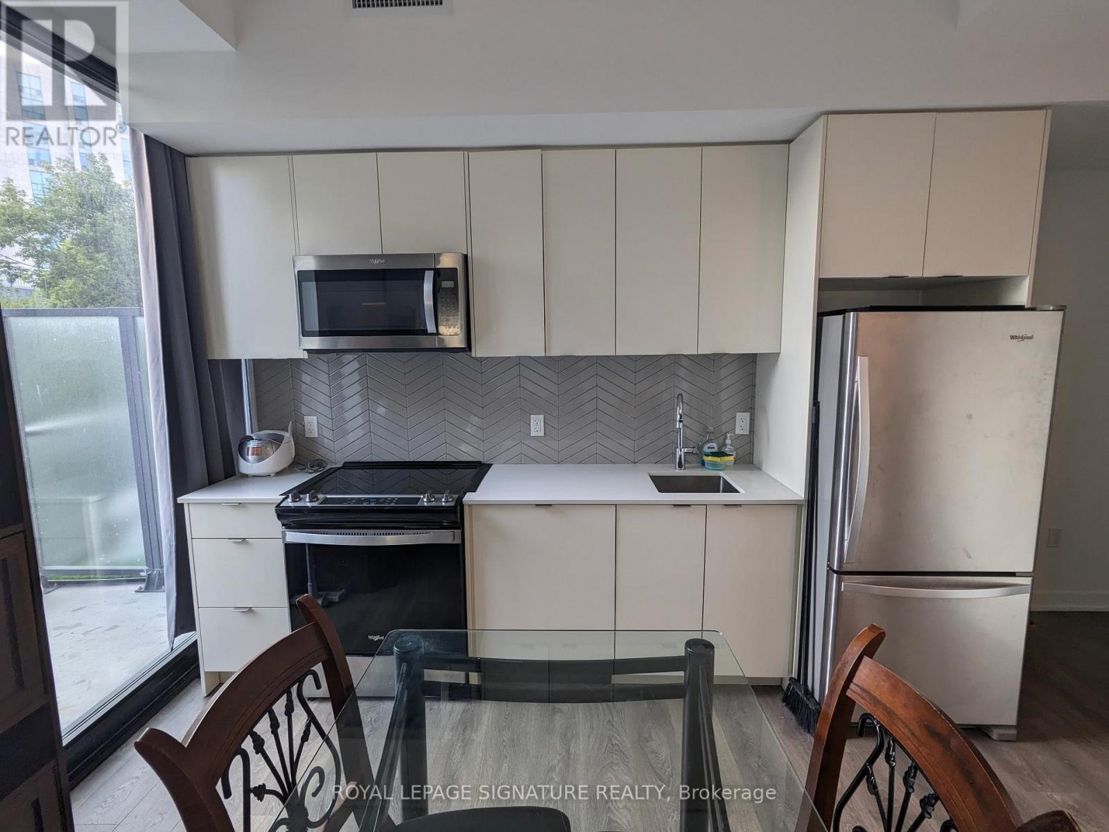 187 - 1608 Charles Street, Whitby, Ontario  L1N 1B9 - Photo 1 - E12363037