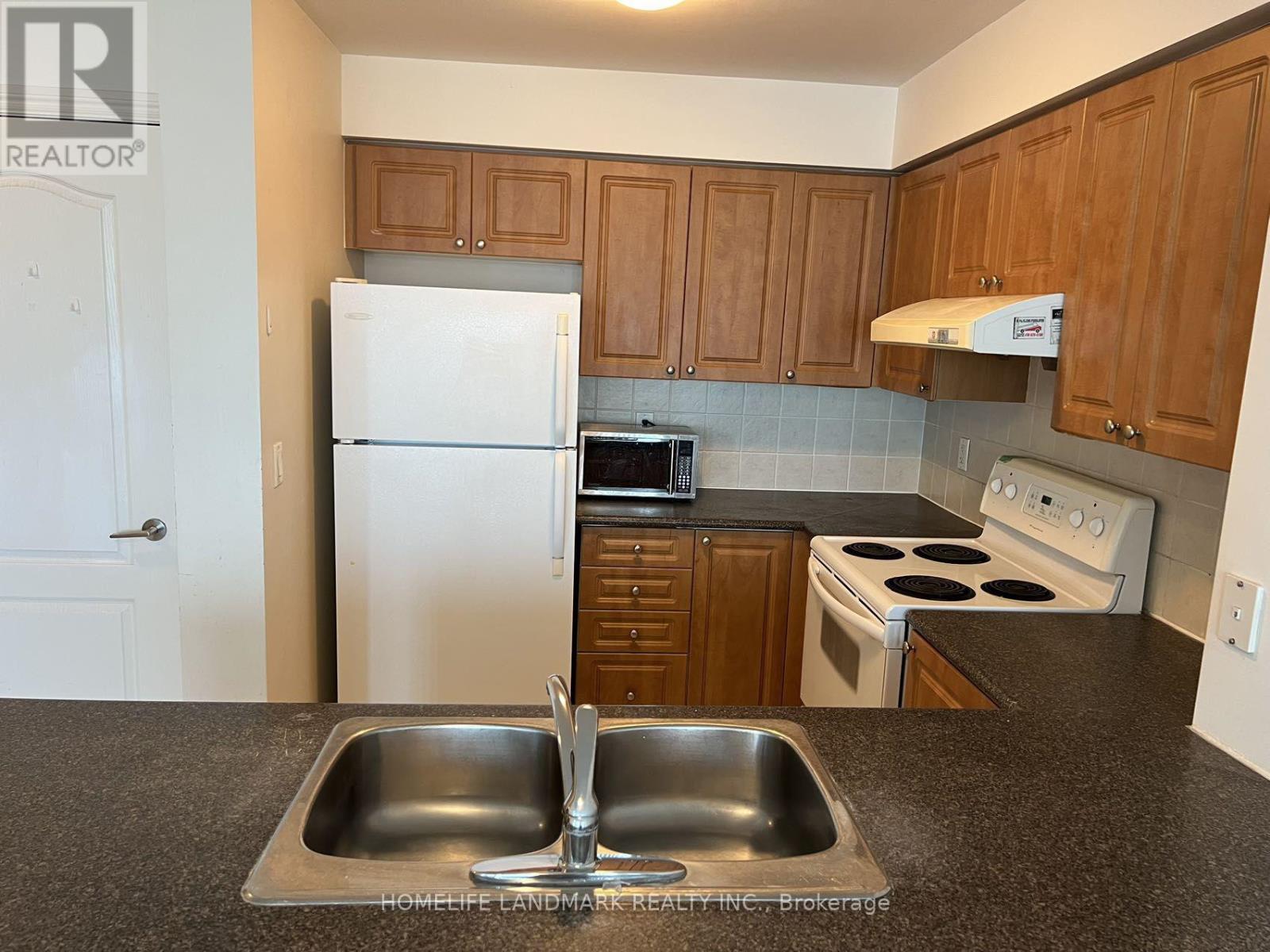 1209 - 60 Bria Harriosn Way, Toronto, Ontario  M1P 5J5 - Photo 10 - E12363042