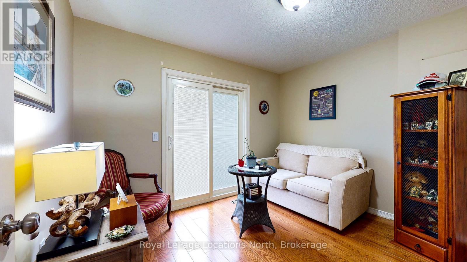 25 St James Place, Wasaga Beach, Ontario  L9Z 3A8 - Photo 14 - S12361254