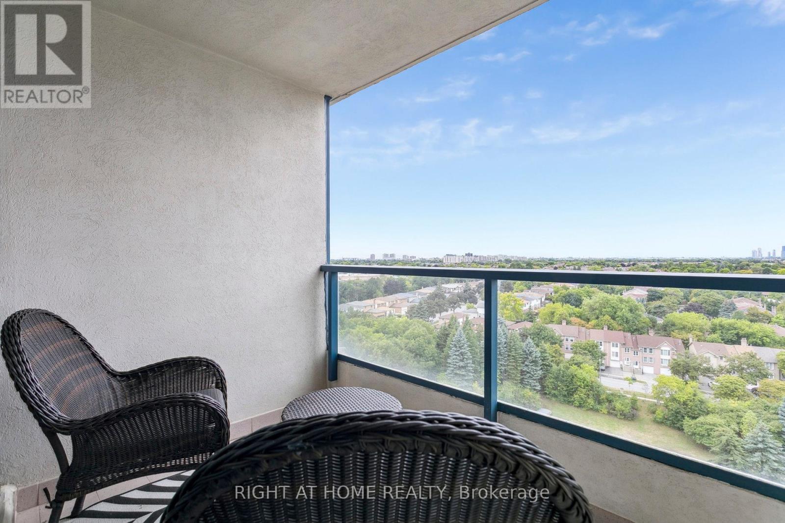1611 - 7300 Yonge Street, Vaughan, Ontario  L4J 7Y5 - Photo 16 - N12363034