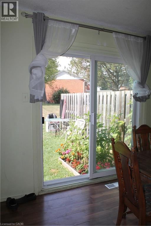 Property at 399 KEATS Way Unit# 4 image 5