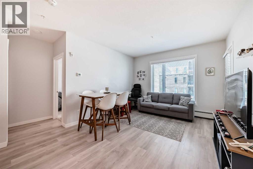 310, 150 Shawnee Square, Calgary, Alberta  T2Y 0T6 - Photo 9 - A2251028