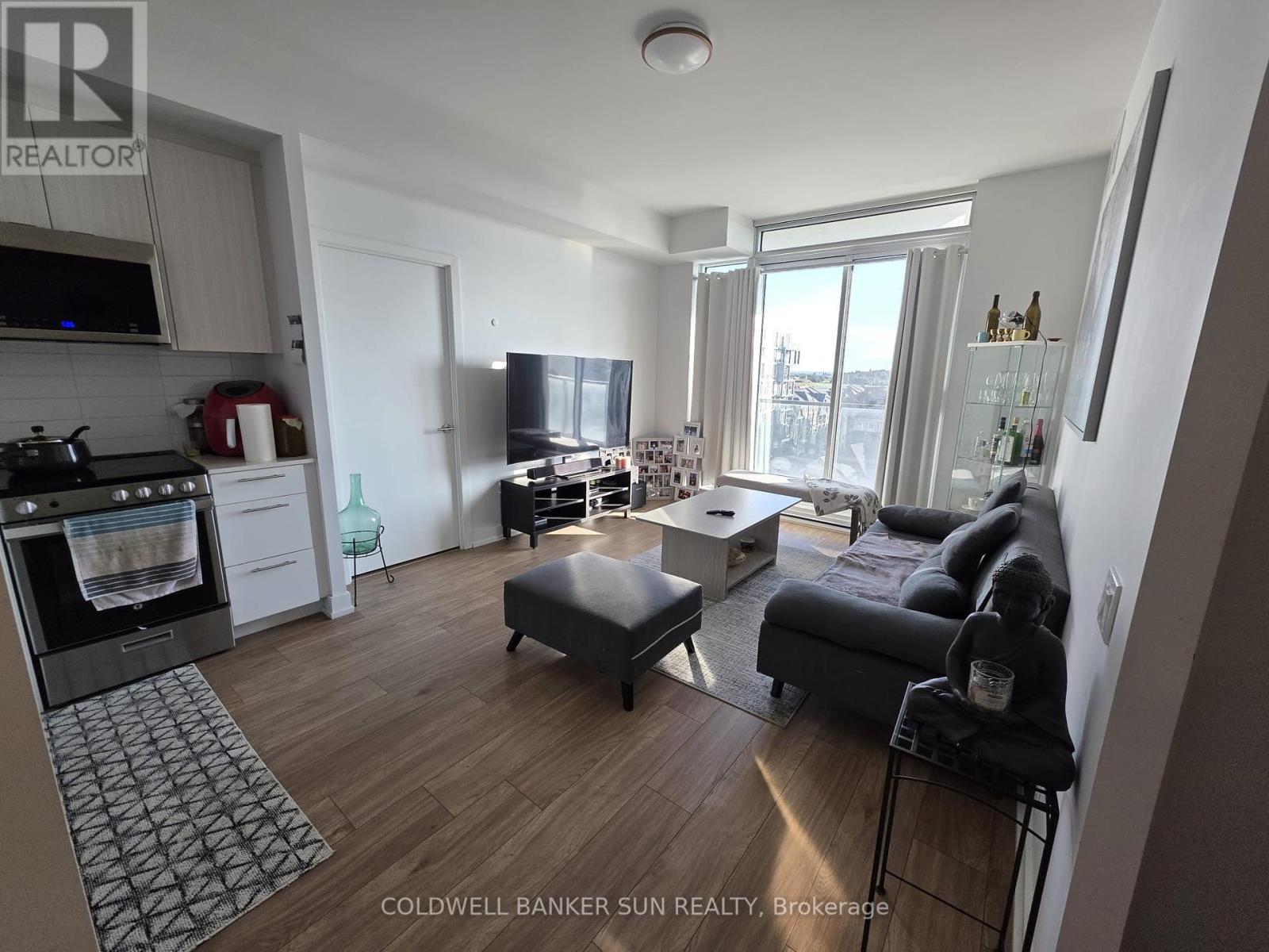 601 - 215 Veterans Drive, Brampton (Northwest Brampton), Ontario  L7A 4S6 - Photo 8 - W12363027
