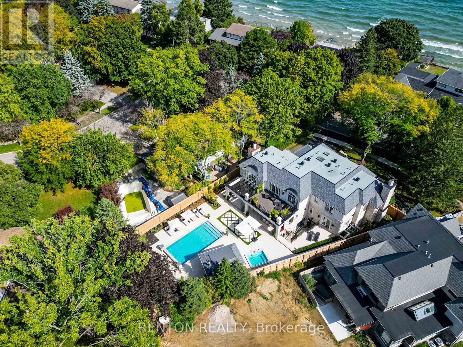 1491 Watersedge Road, Mississauga (Clarkson), Ontario  L5J 1A5 - Photo 49 - W12363053