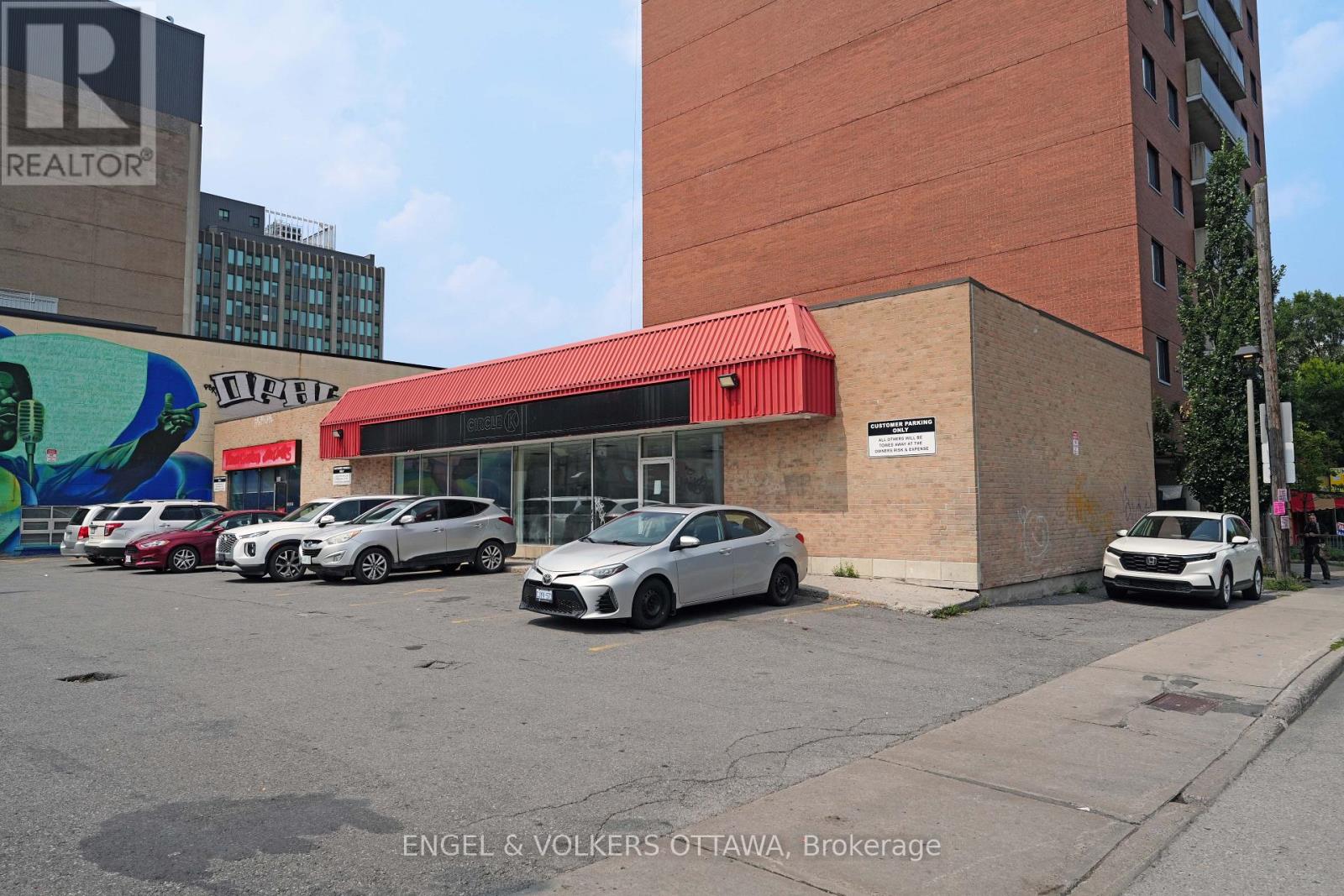 333 RIDEAU STREET, Ottawa, Ontario
