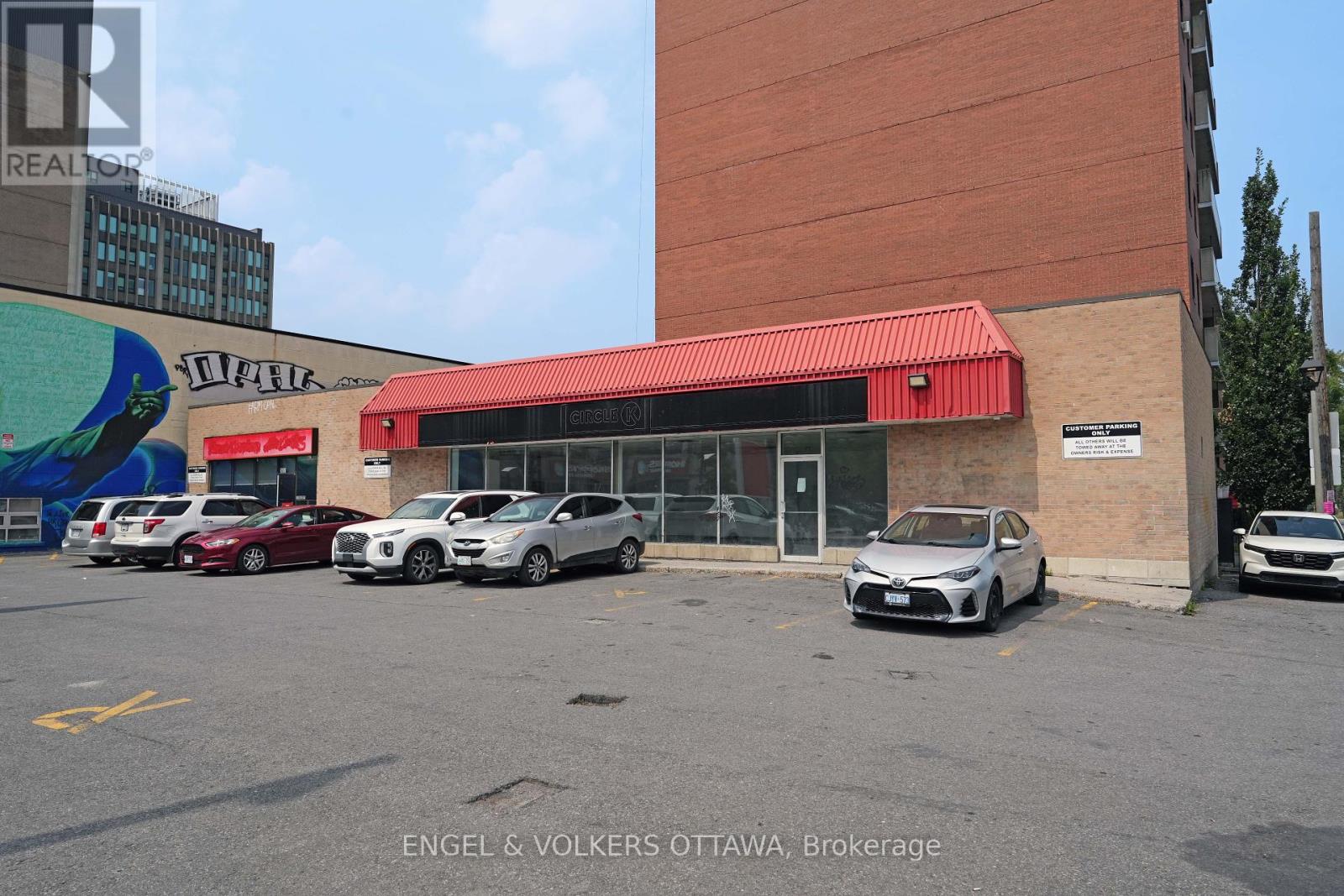 333 Rideau Street, Ottawa, Ontario  K1N 5Y4 - Photo 3 - X12363149