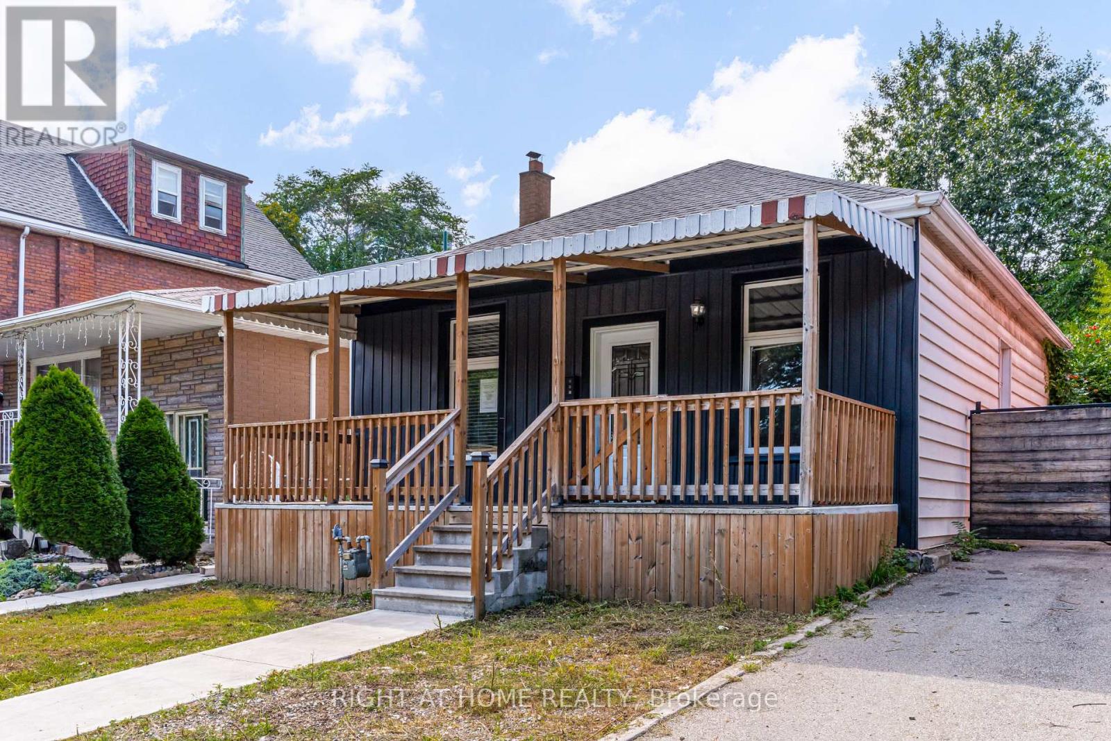 Property at 111 MARY STREET image 3