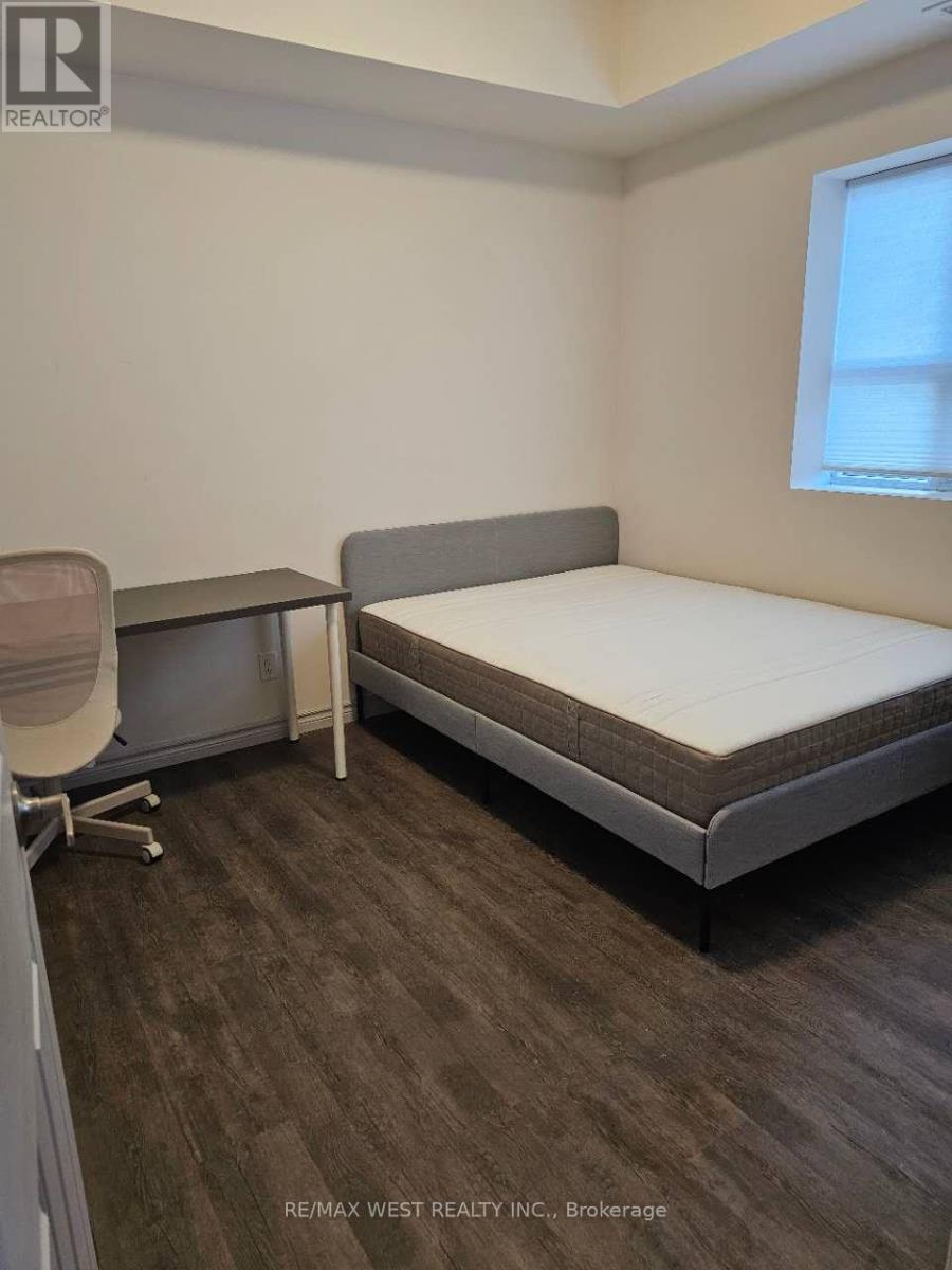307 - 269 Sunview Street, Waterloo, Ontario  N2L 3V8 - Photo 3 - X12363024
