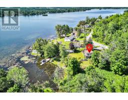 225 ARNOTT DRIVE, Selwyn, Ontario
