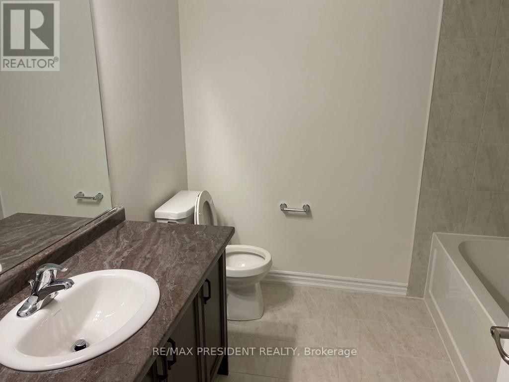 10 Poole Street, Brantford, Ontario  N3V 0B1 - Photo 13 - X12362991