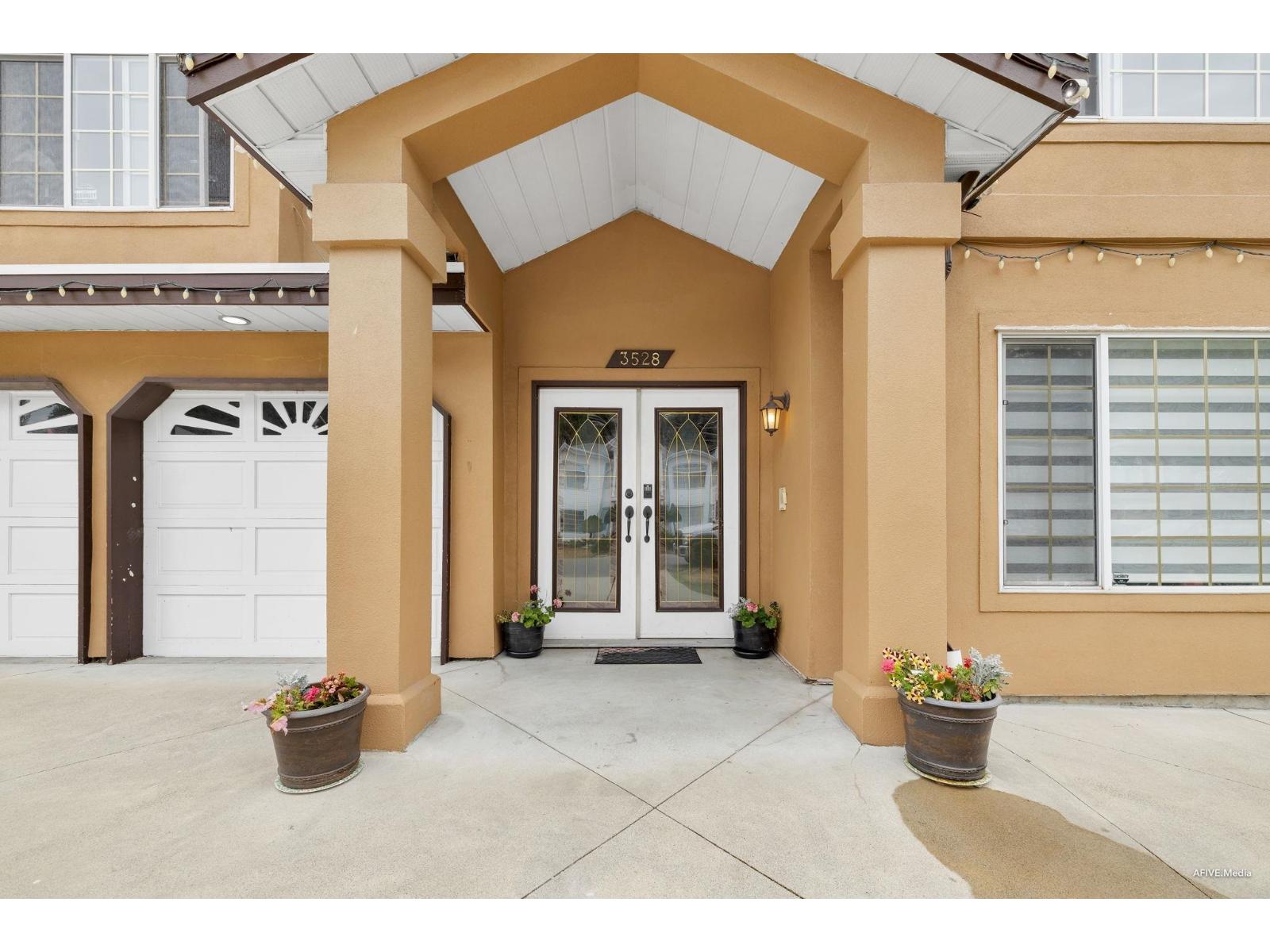 3528 Galiano Drive, Abbotsford, British Columbia  V2T 5R5 - Photo 3 - R3039980