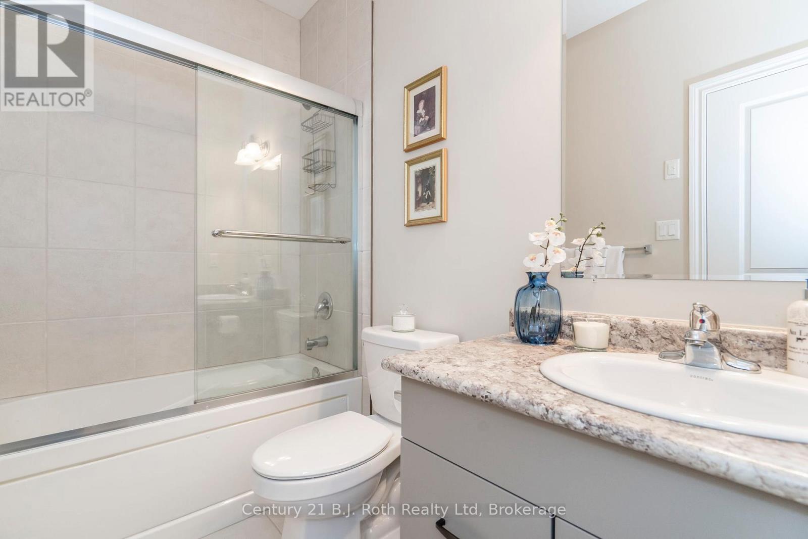 4 Charlie Rawson Boulevard, Tay, Ontario  L0K 2A0 - Photo 21 - S12078079