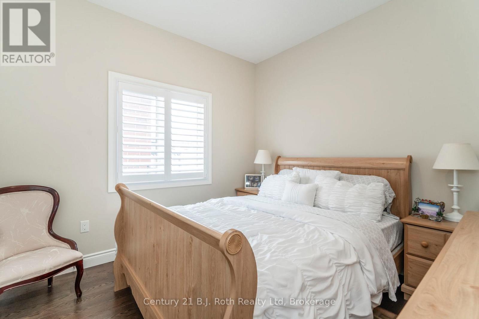 4 Charlie Rawson Boulevard, Tay, Ontario  L0K 2A0 - Photo 19 - S12078079