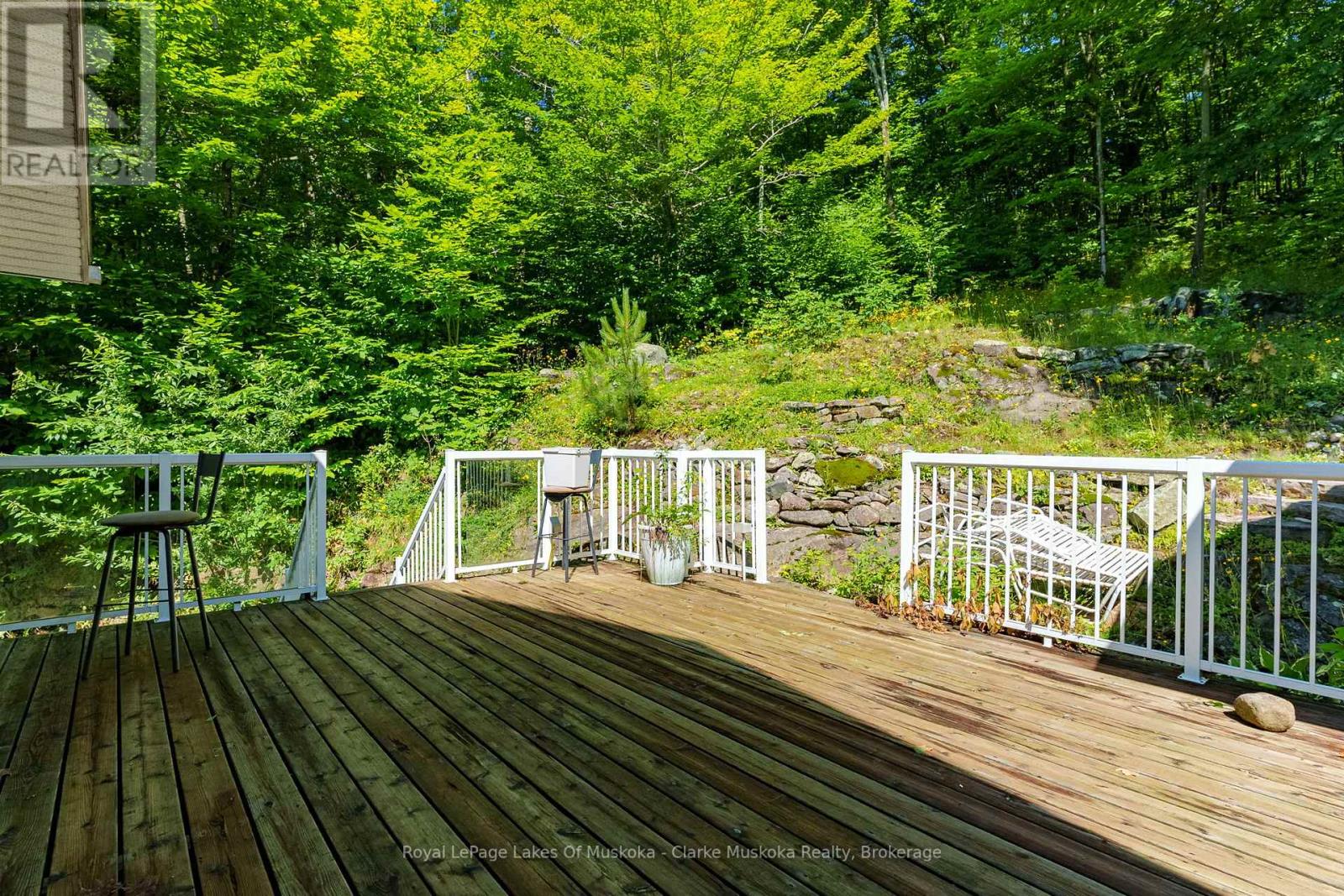 1013 Juddhaven Road, Muskoka Lakes, Ontario  P0B 1G0 - Photo 18 - X12363173
