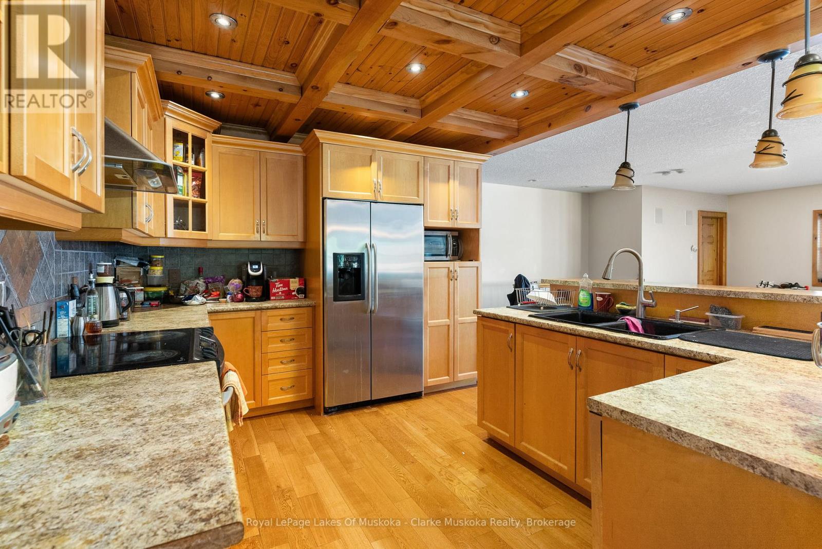 1013 Juddhaven Road, Muskoka Lakes, Ontario  P0B 1G0 - Photo 6 - X12363173