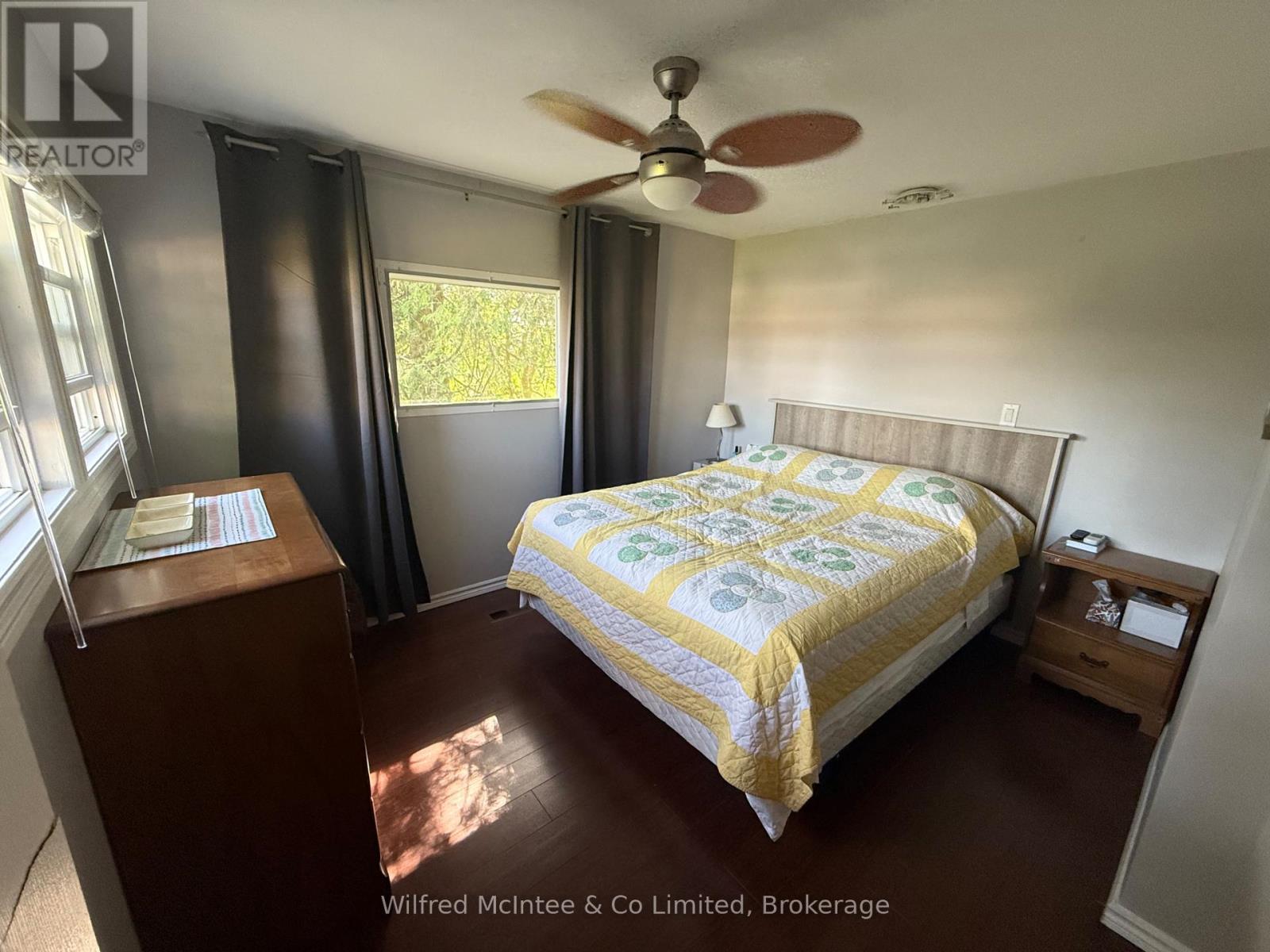 11 Bluejay Court, Brockton, Ontario  N0G 2V0 - Photo 12 - X12363200