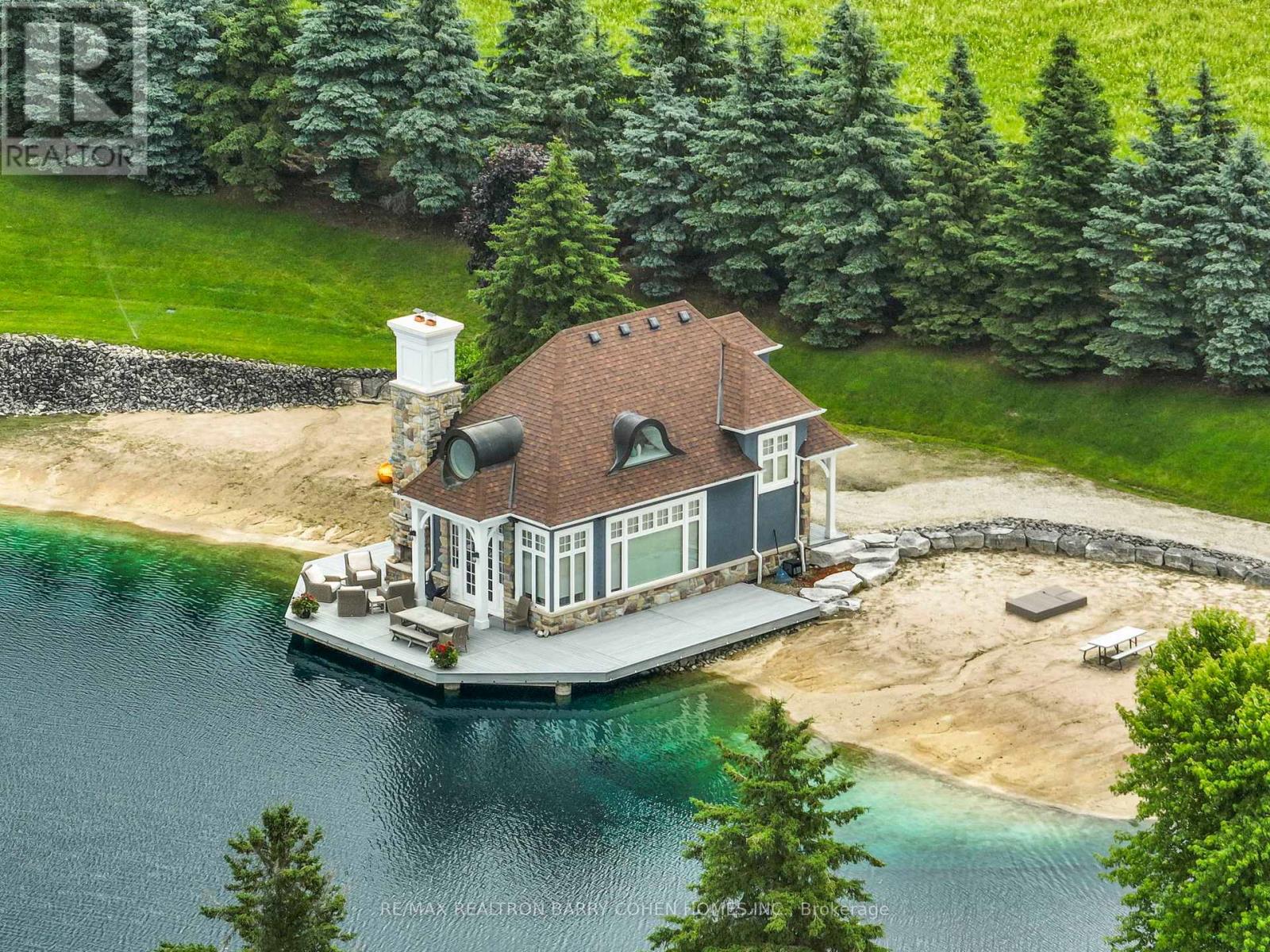 15466 The Gore Road, Caledon, Ontario  L7C 3E5 - Photo 35 - W12363138
