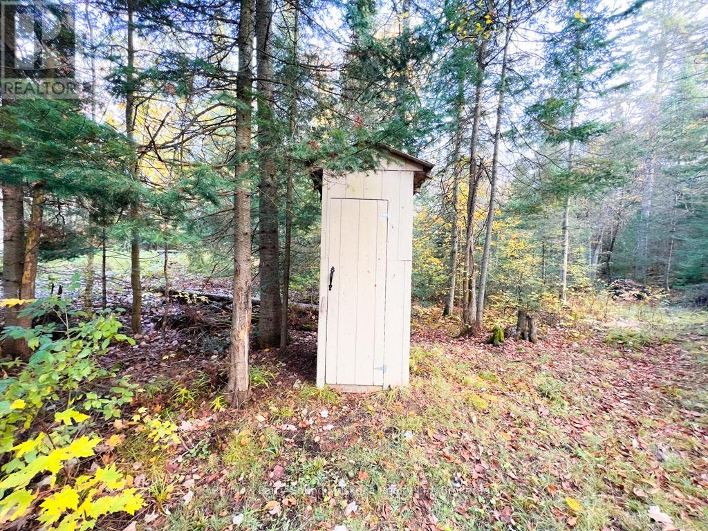 17 Ainslie Lake Road, Whitestone, Ontario  P0A 1G0 - Photo 9 - X12363299