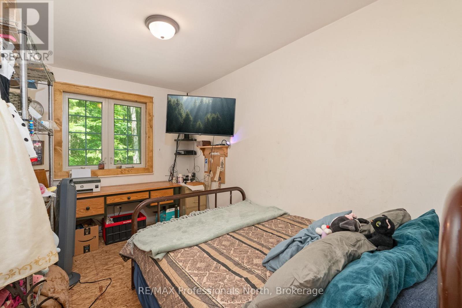 187 Stephenson 4 Road W, Huntsville, Ontario  P0B 1M0 - Photo 16 - X12363313