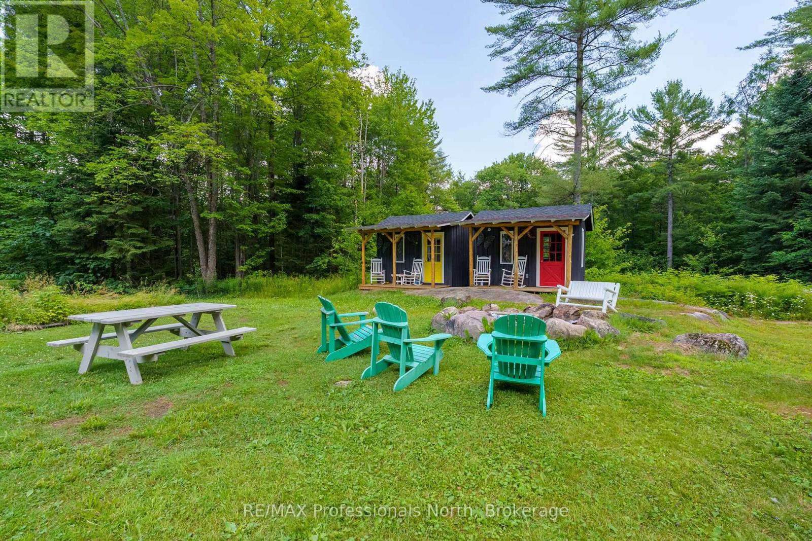 187 Stephenson 4 Road W, Huntsville, Ontario  P0B 1M0 - Photo 21 - X12363313