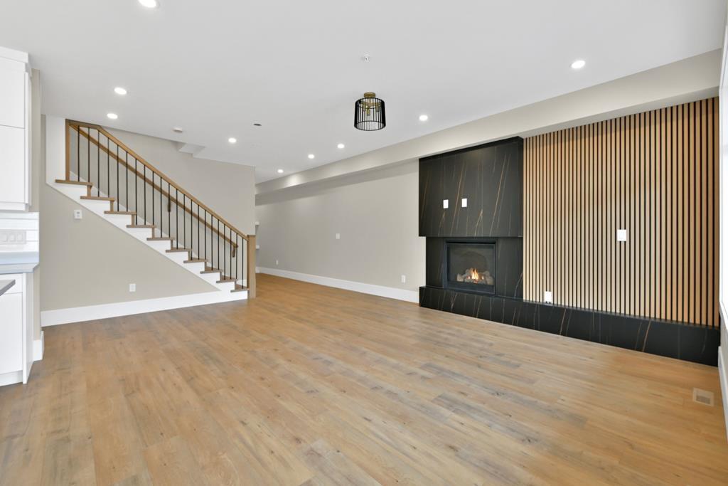 33980 Barker Court, Mission, British Columbia  V2V 6B2 - Photo 10 - R3040022