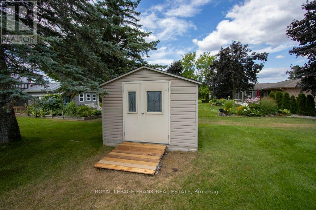357 The Captains Corners, Kawartha Lakes, Ontario  K0M 1A0 - Photo 10 - X12363312