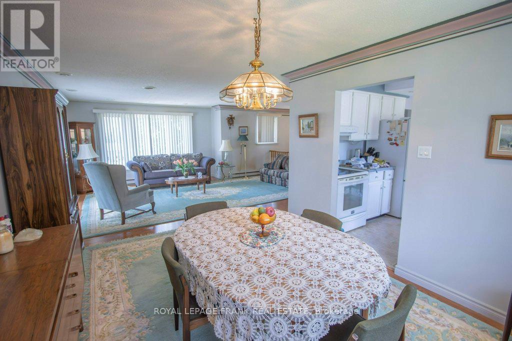 357 The Captains Corners, Kawartha Lakes, Ontario  K0M 1A0 - Photo 32 - X12363312
