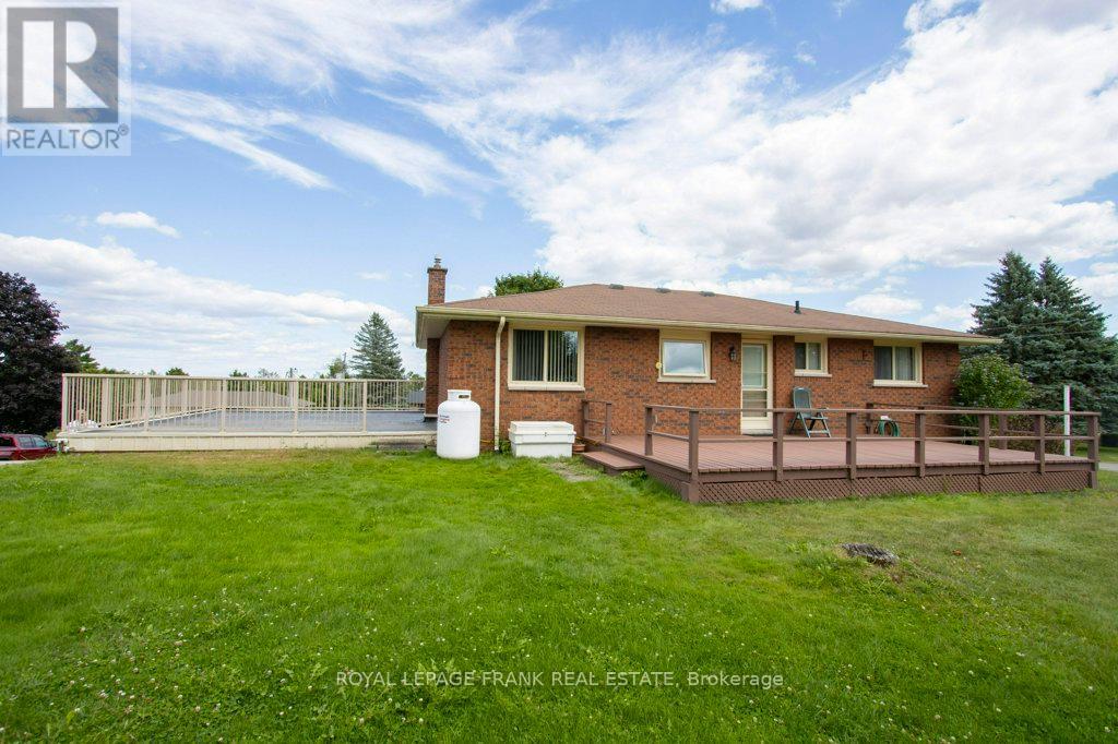 357 The Captains Corners, Kawartha Lakes, Ontario  K0M 1A0 - Photo 8 - X12363312