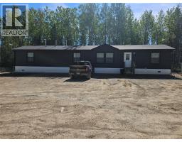 3593 WEST HAYWARD Road, chetwynd, British Columbia