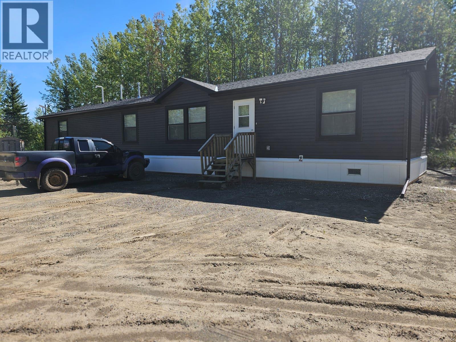 3593 West Hayward Road, Chetwynd, British Columbia  V0C 1J0 - Photo 2 - 10360538