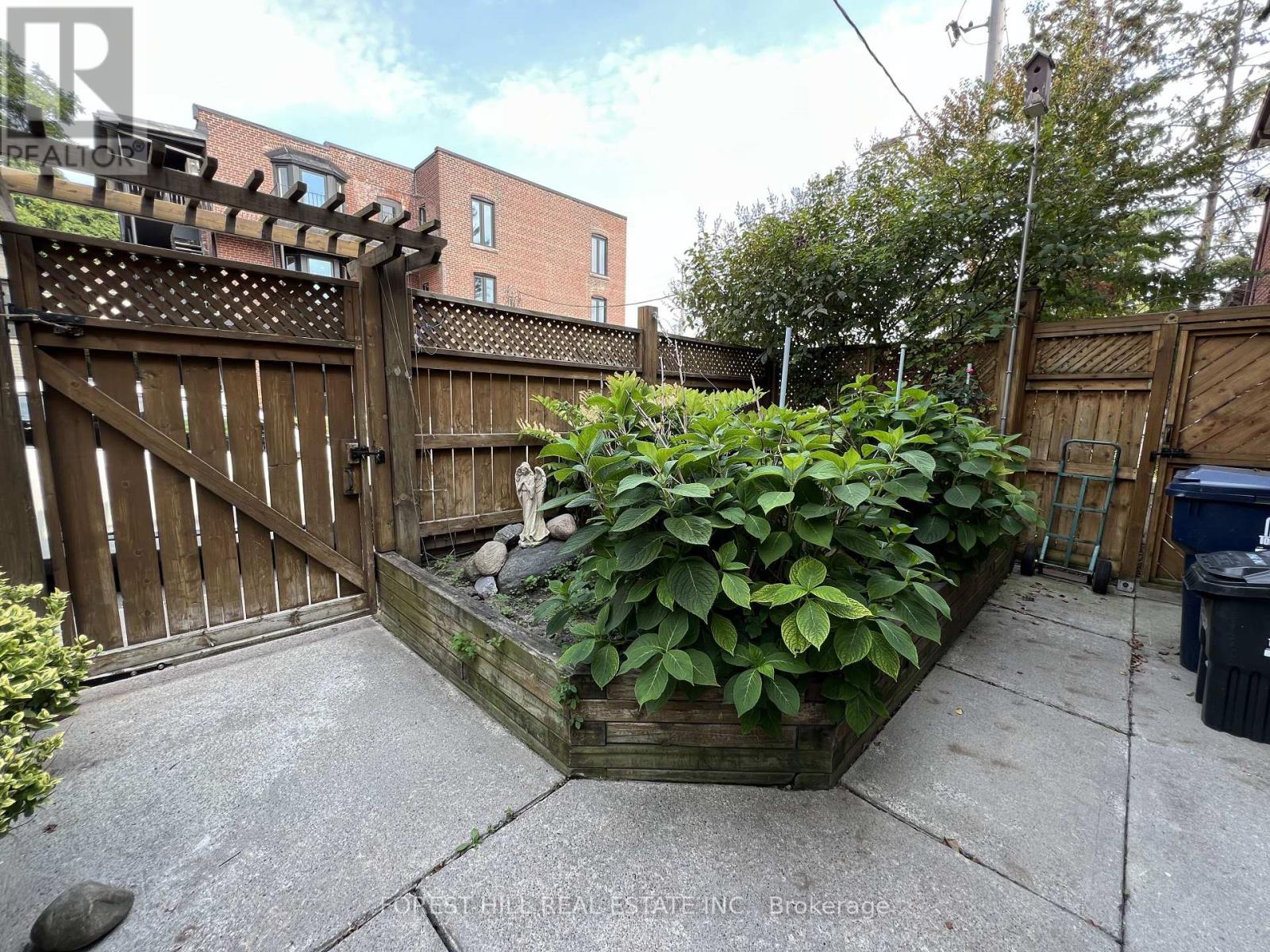 Lower - 168 Tyrrel Avenue W, Toronto, Ontario  M6G 2G8 - Photo 21 - C12363188