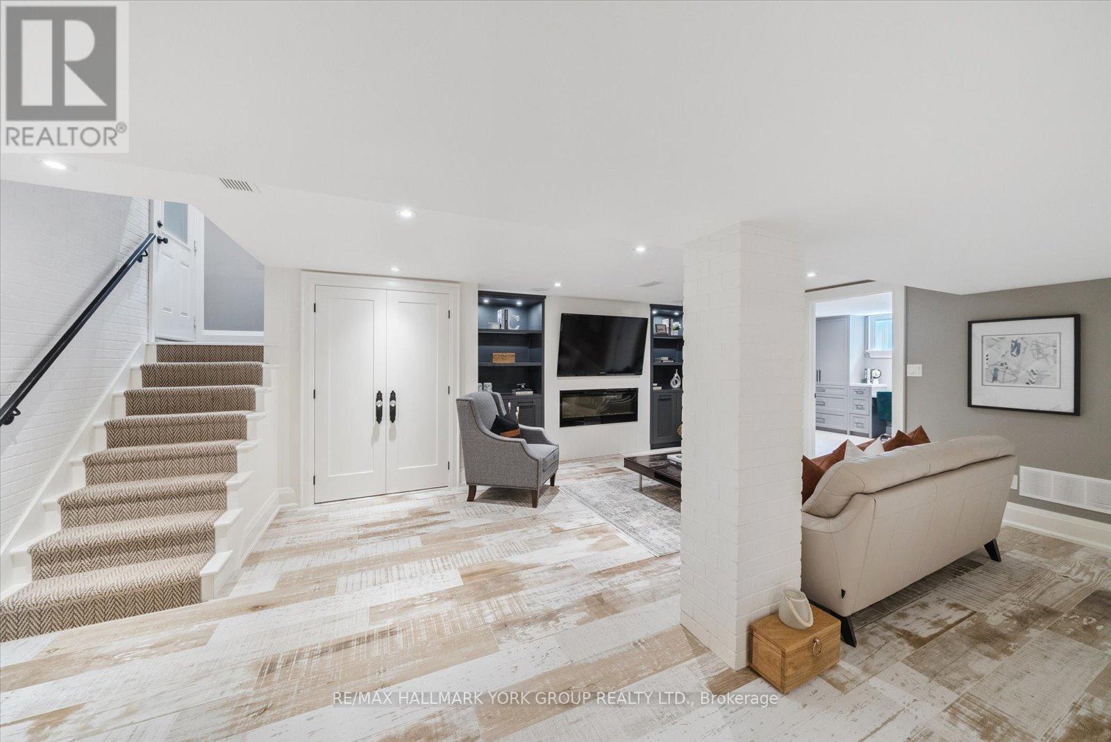 380 Rouge Hills Drive, Toronto, Ontario  M1C 2Z5 - Photo 27 - E12363232