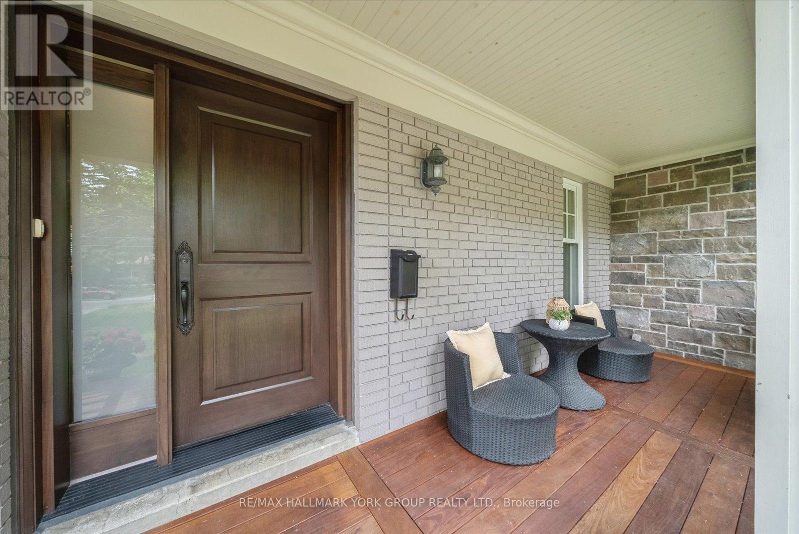 380 Rouge Hills Drive, Toronto, Ontario  M1C 2Z5 - Photo 6 - E12363232