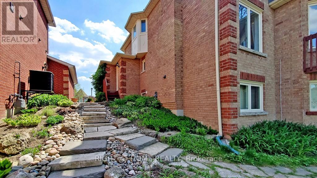 BASEMENT - 95 LENSMITH DRIVE, Aurora, Ontario