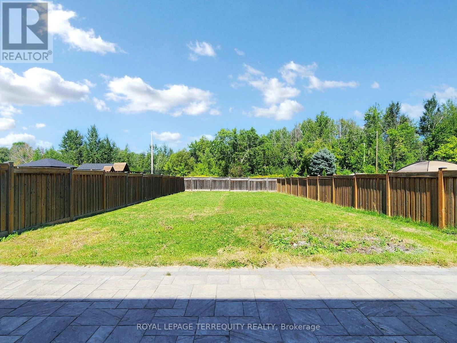 28 Richmond Park Drive, Georgina, Ontario  L4P 0H2 - Photo 50 - N12363251