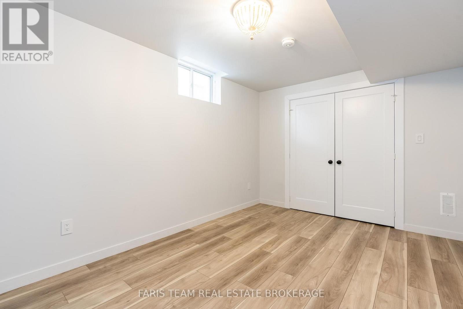43 Dunnett Drive, Barrie, Ontario  L4N 0J7 - Photo 32 - S12363199