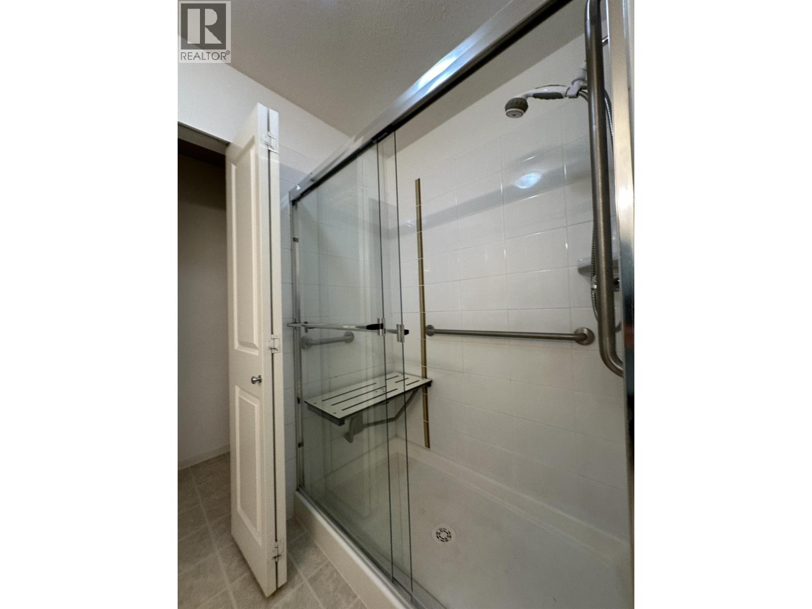 408 9233 Goverment Road, Burnaby, British Columbia  V3N 0A3 - Photo 12 - R3040231