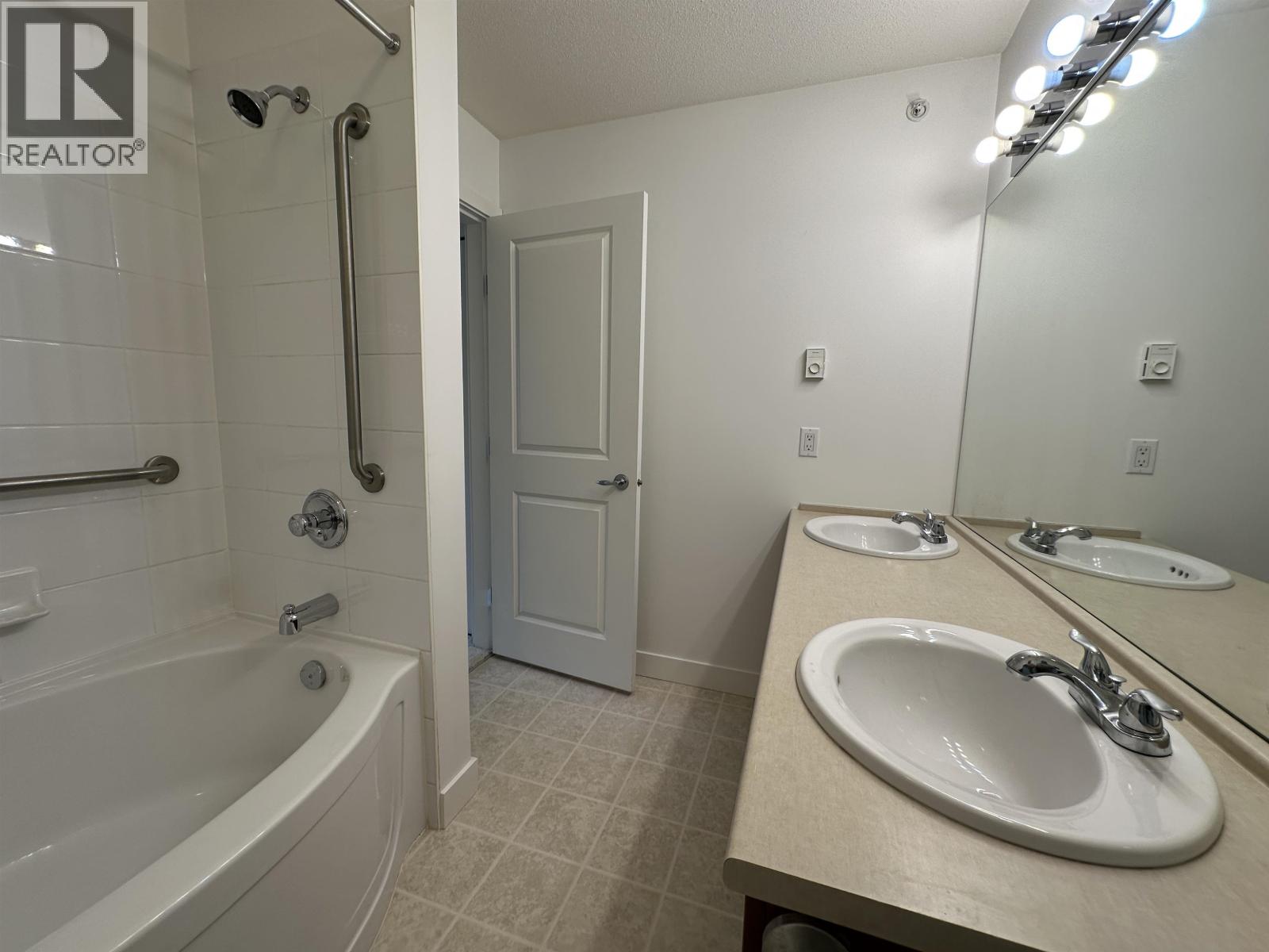 408 9233 Goverment Road, Burnaby, British Columbia  V3N 0A3 - Photo 18 - R3040231