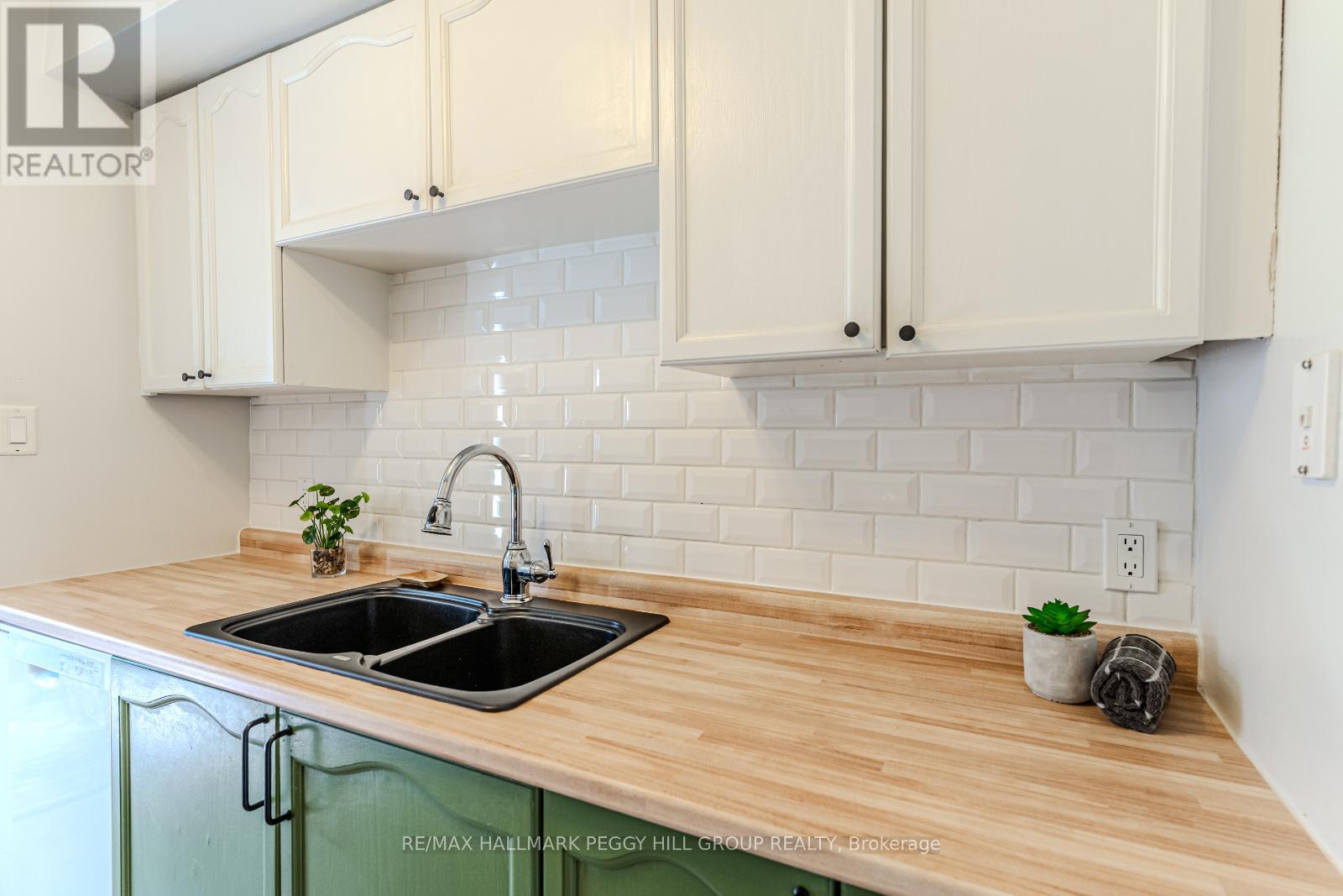 15 - 502 Essa Road, Barrie, Ontario  L4N 7L4 - Photo 7 - S12250694