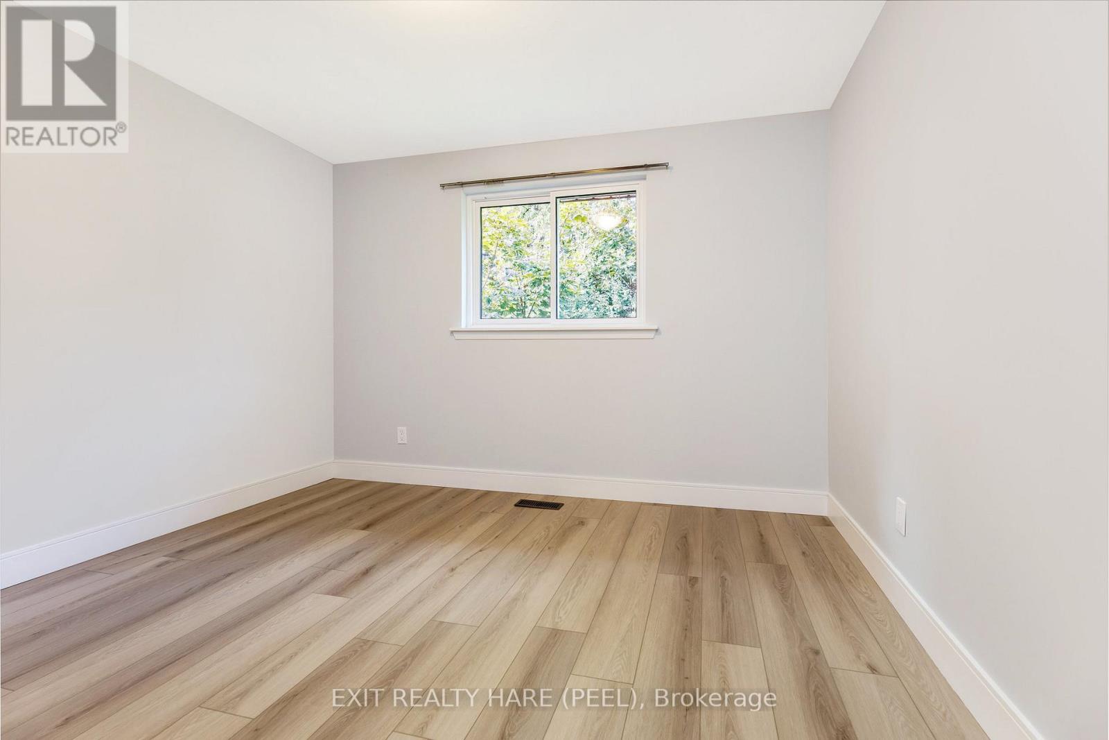 5 Garside Crescent, Brampton, Ontario  L6S 1H5 - Photo 22 - W12363211