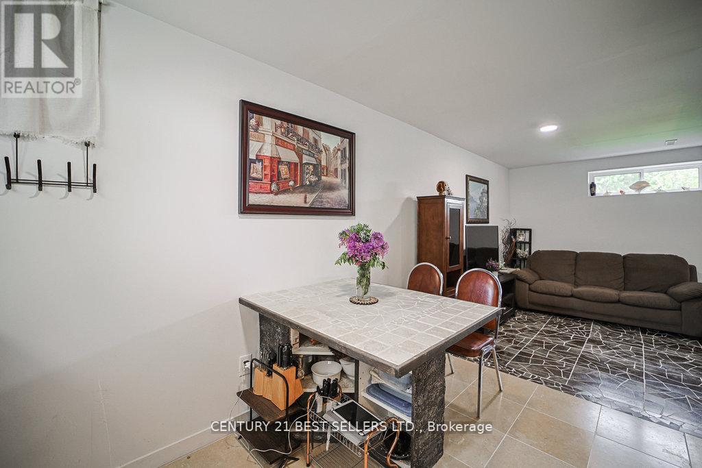 126 Mellow Crescent, Caledon (Bolton East), Ontario  L7E 1Z2 - Photo 28 - W12363273