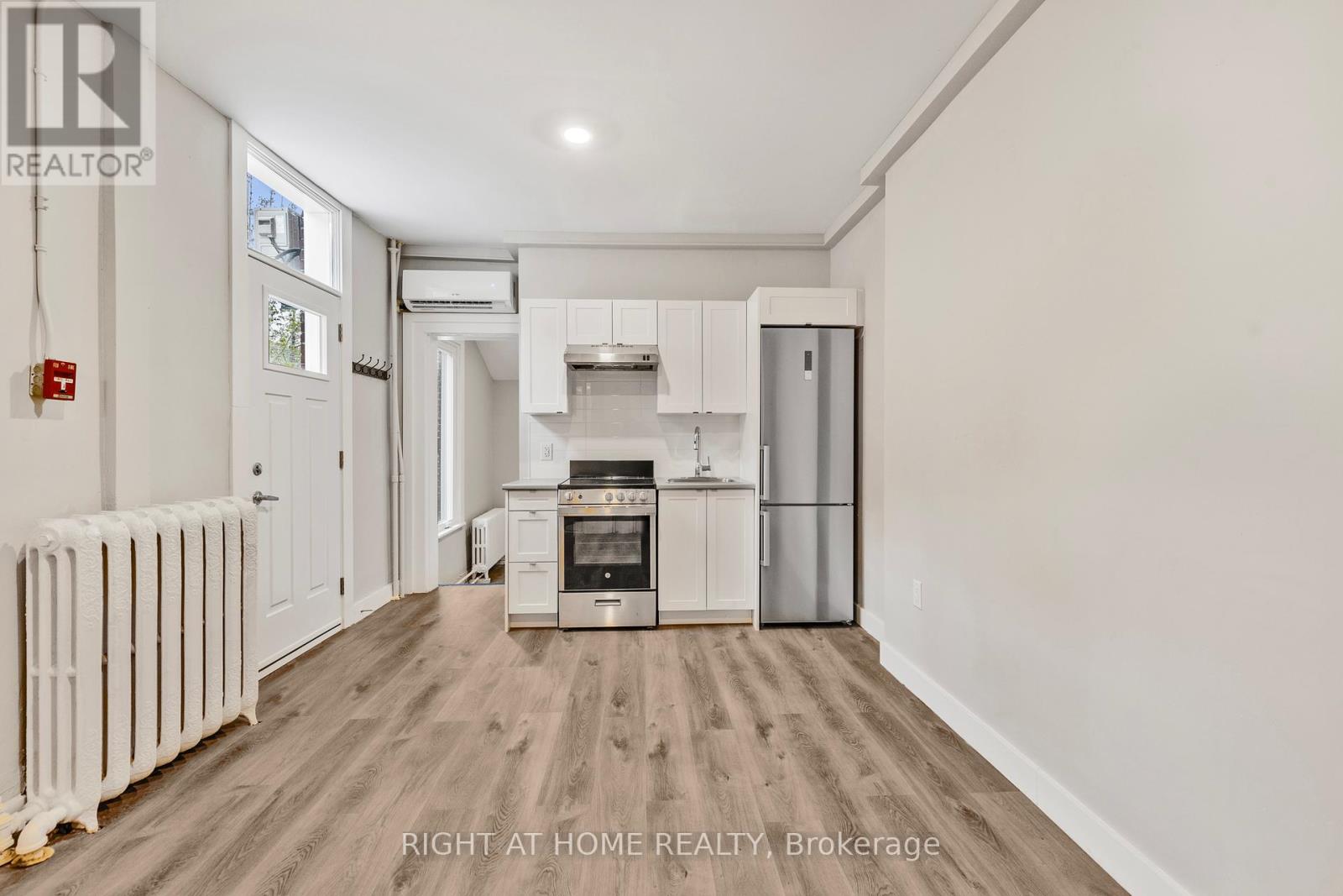 5 - 82 Welland Avenue, St. Catharines, Ontario  L2R 2N1 - Photo 11 - X12363172